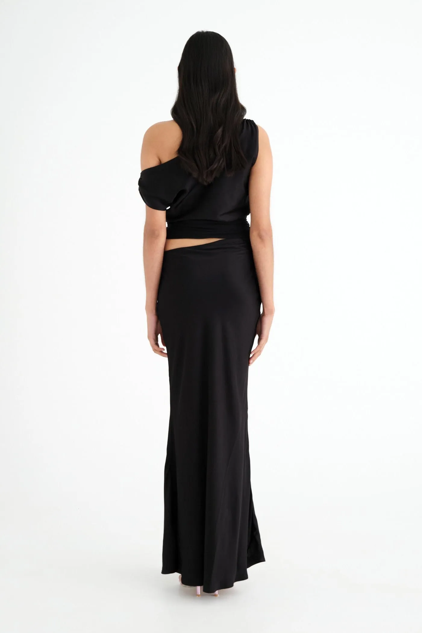 Benni Tessa Off Shoulder Dress - Black