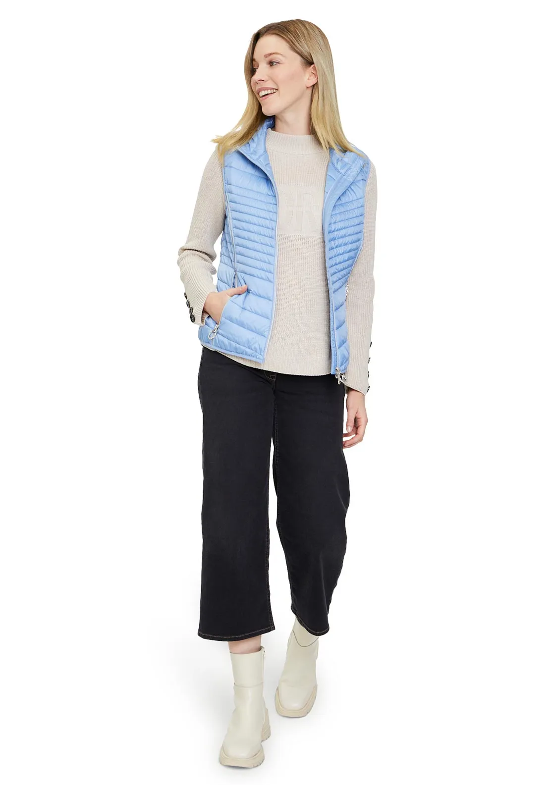 Betty Barclay Quilted Short Gilet, Sky Blue