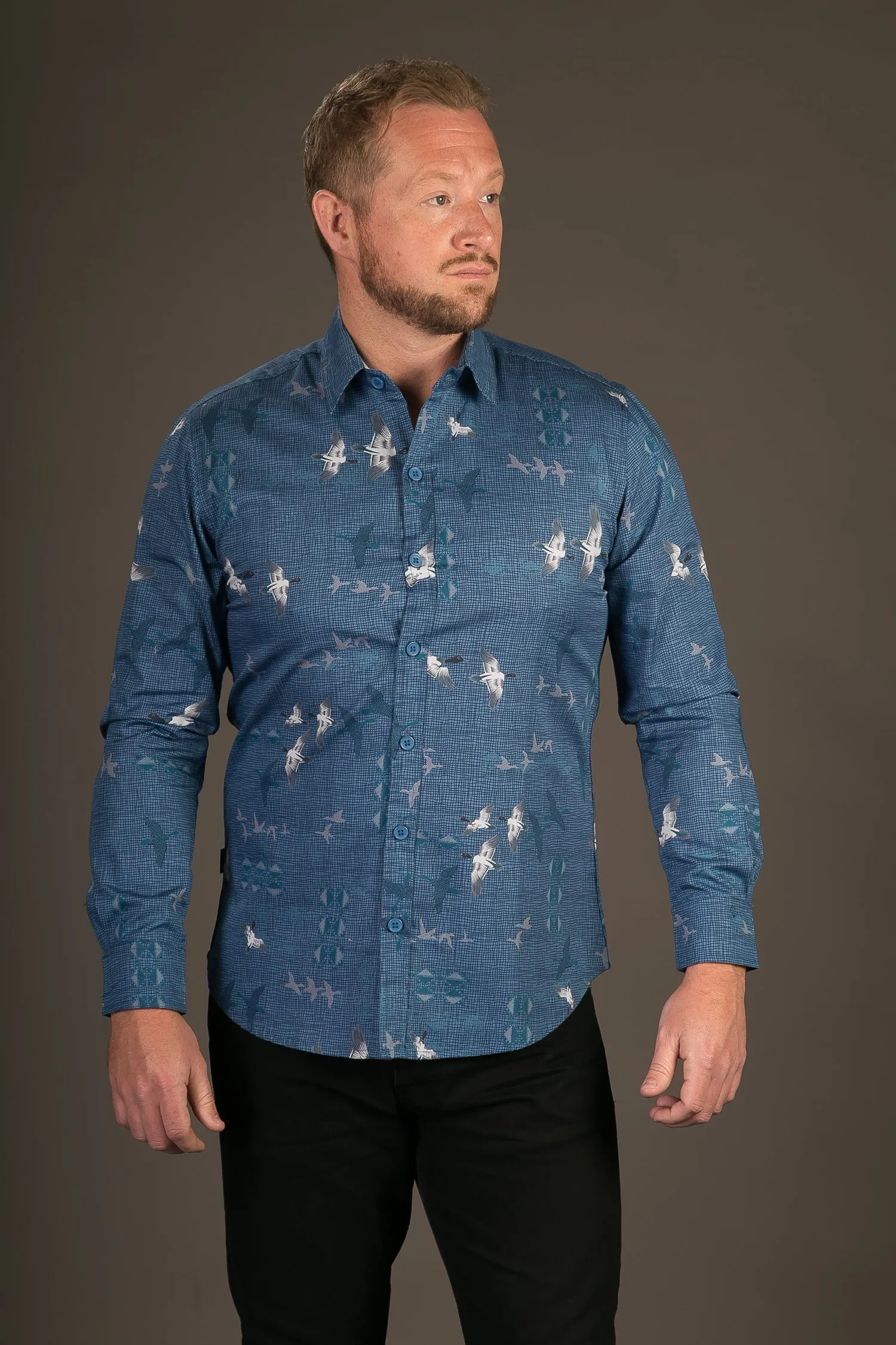 Blue White Geese Birds Print Cotton Slim and Regular Fit Mens Shirt Long Sleeve