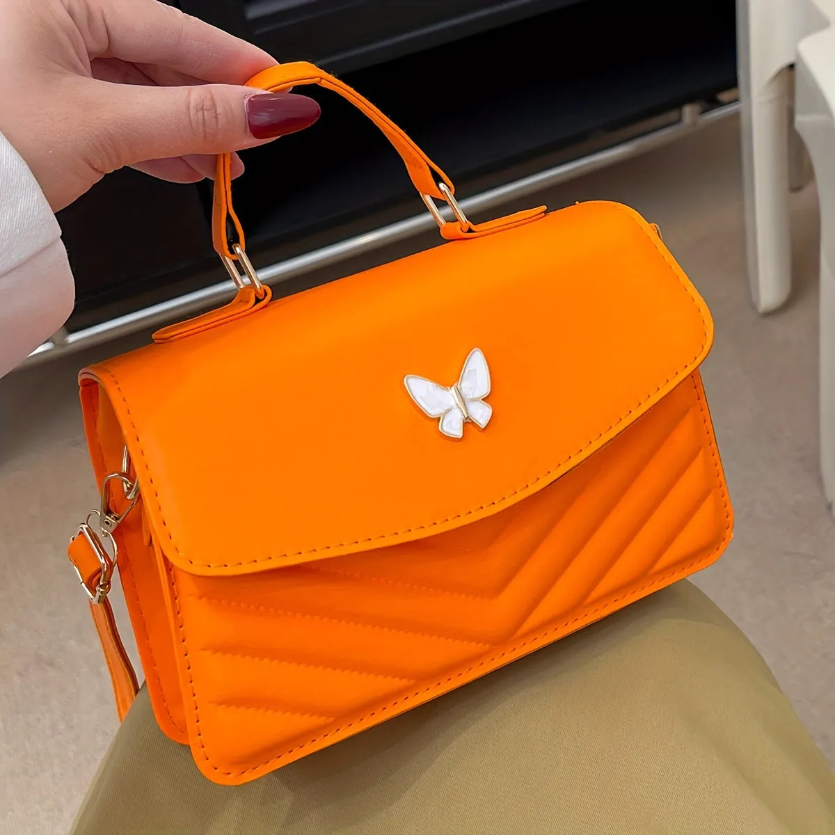 Butterfly Glamour - Fashionable Solid Color Crossbody Bag with Chic Chain Strap, Versatile Square Purse for Women - Durable & Spacious