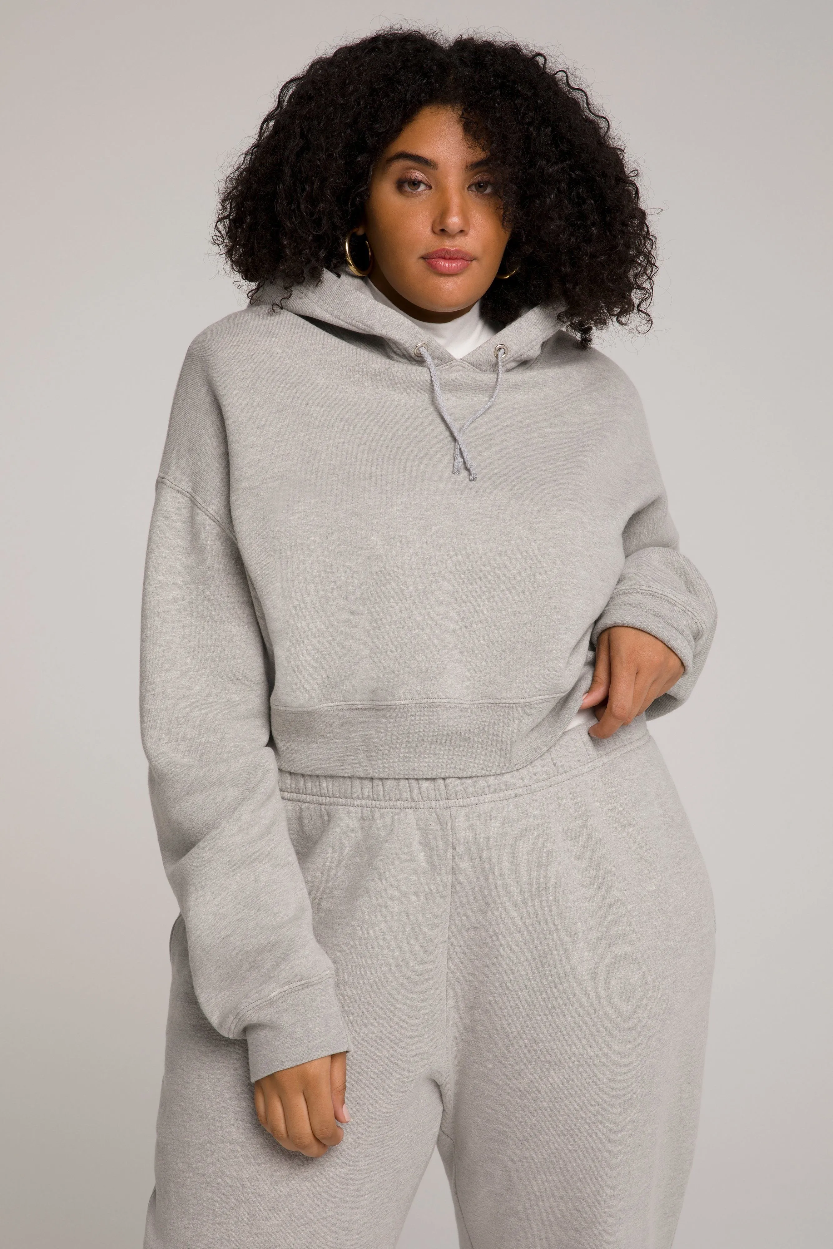 CROPPED & COOL HOODIE | HEATHER GREY001