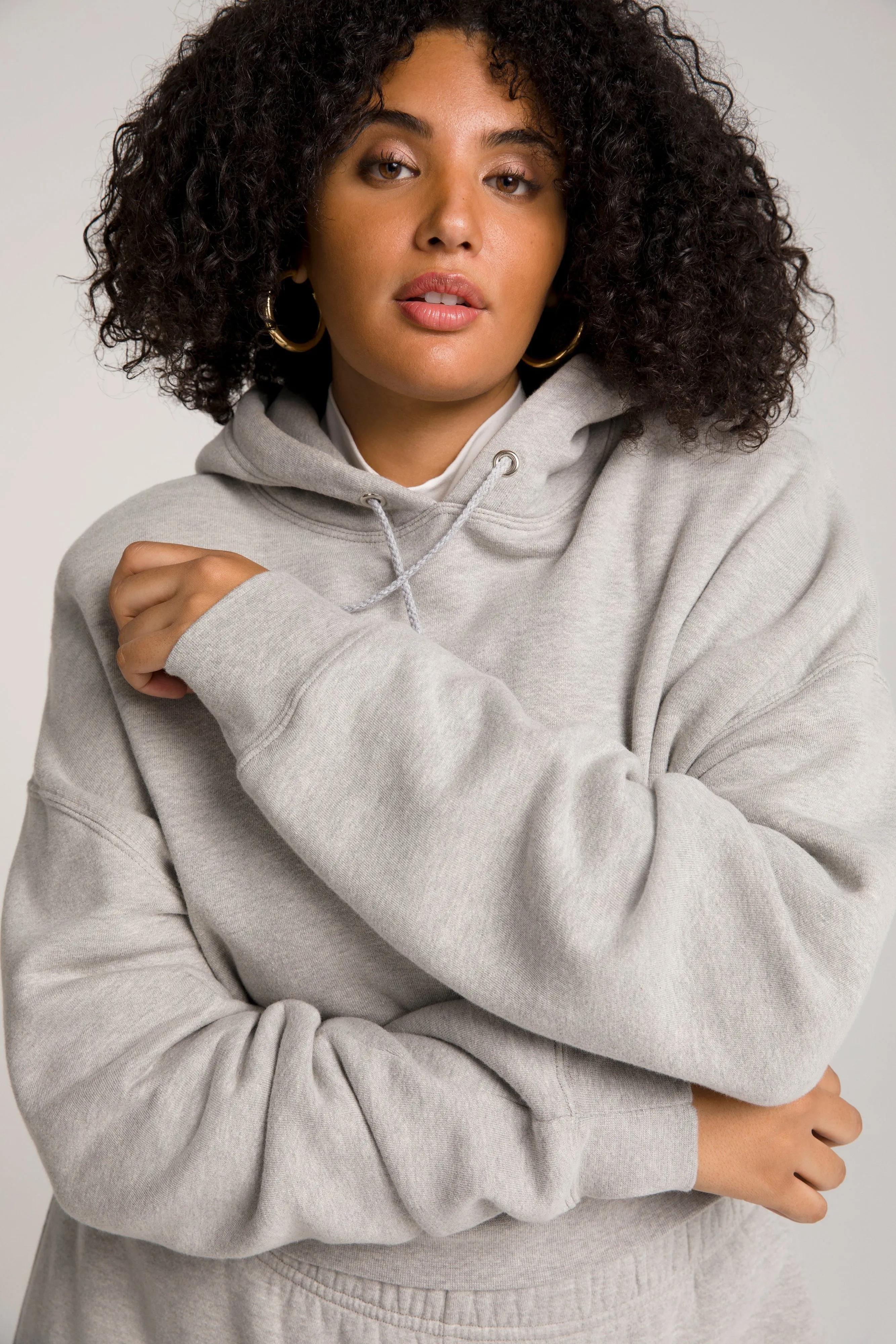 CROPPED & COOL HOODIE | HEATHER GREY001