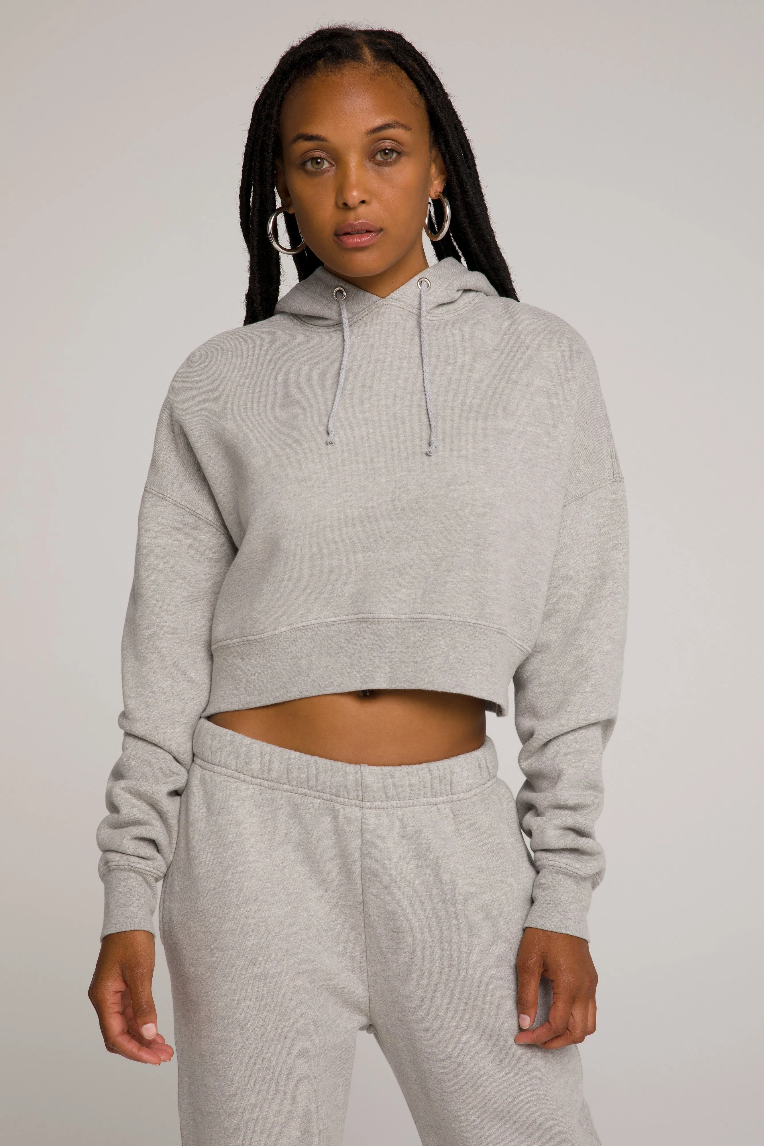 CROPPED & COOL HOODIE | HEATHER GREY001