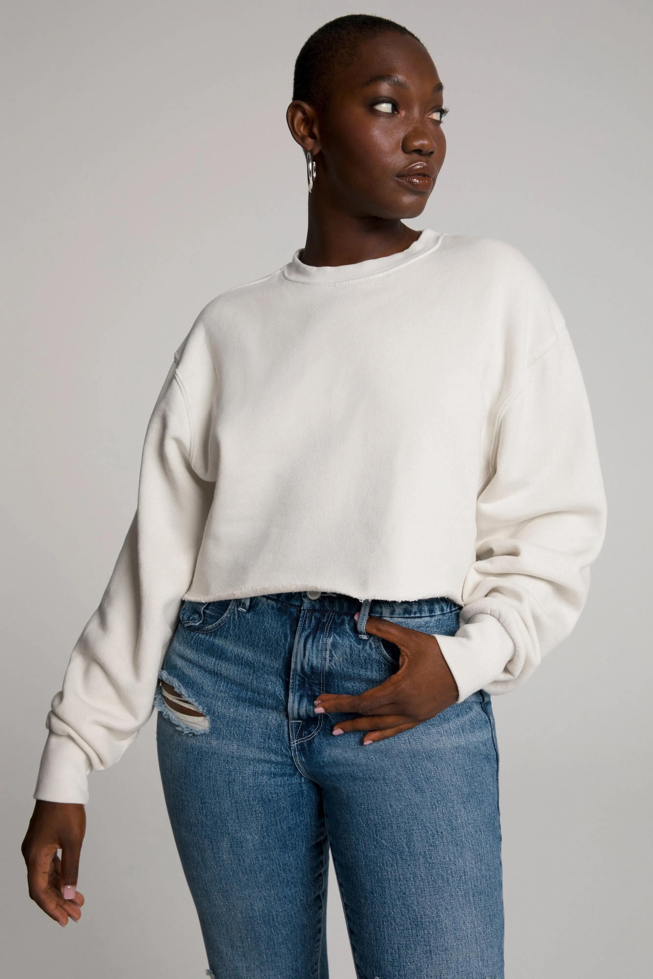 CROPPED & COOL SWEATSHIRT | BONE001