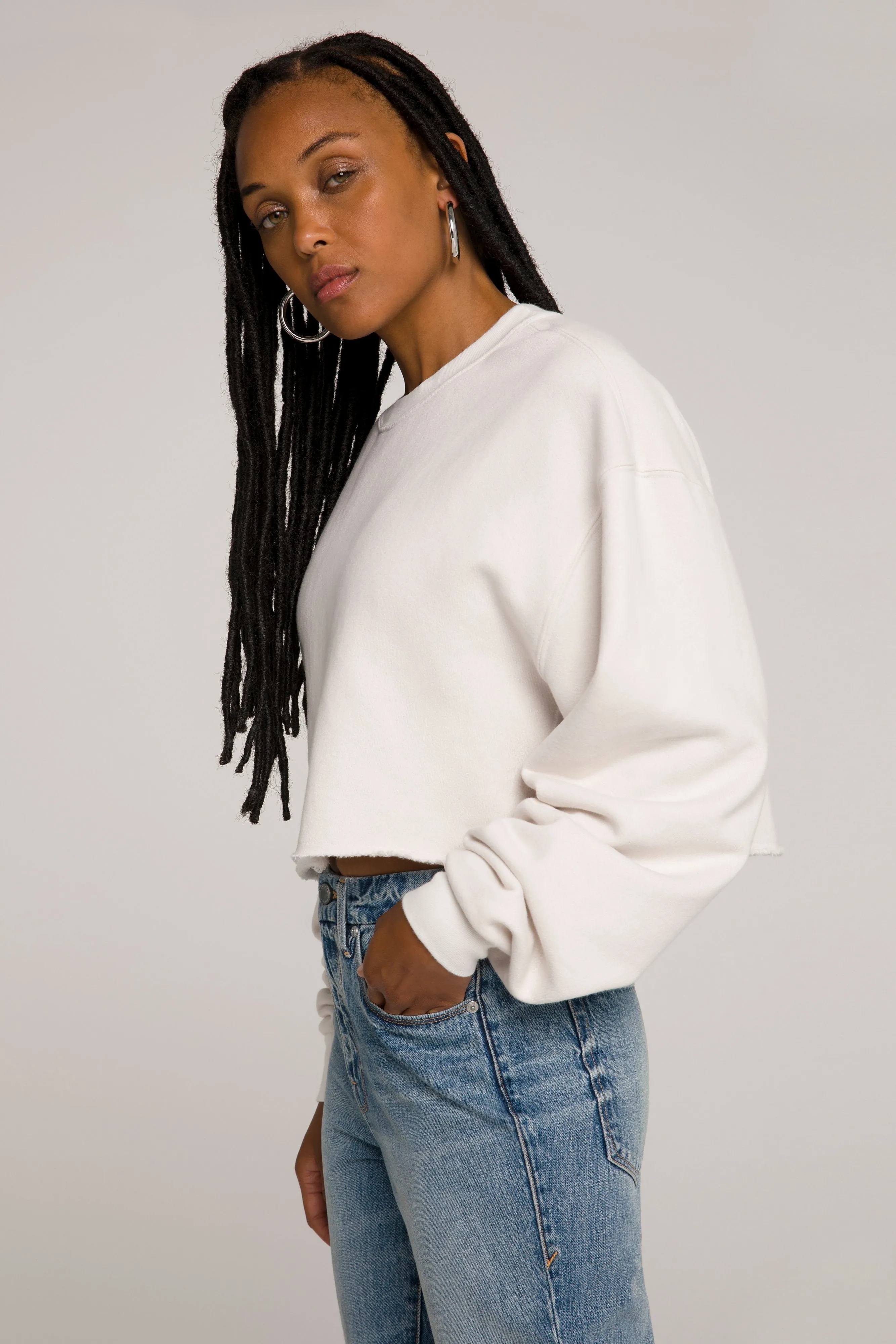 CROPPED & COOL SWEATSHIRT | BONE001