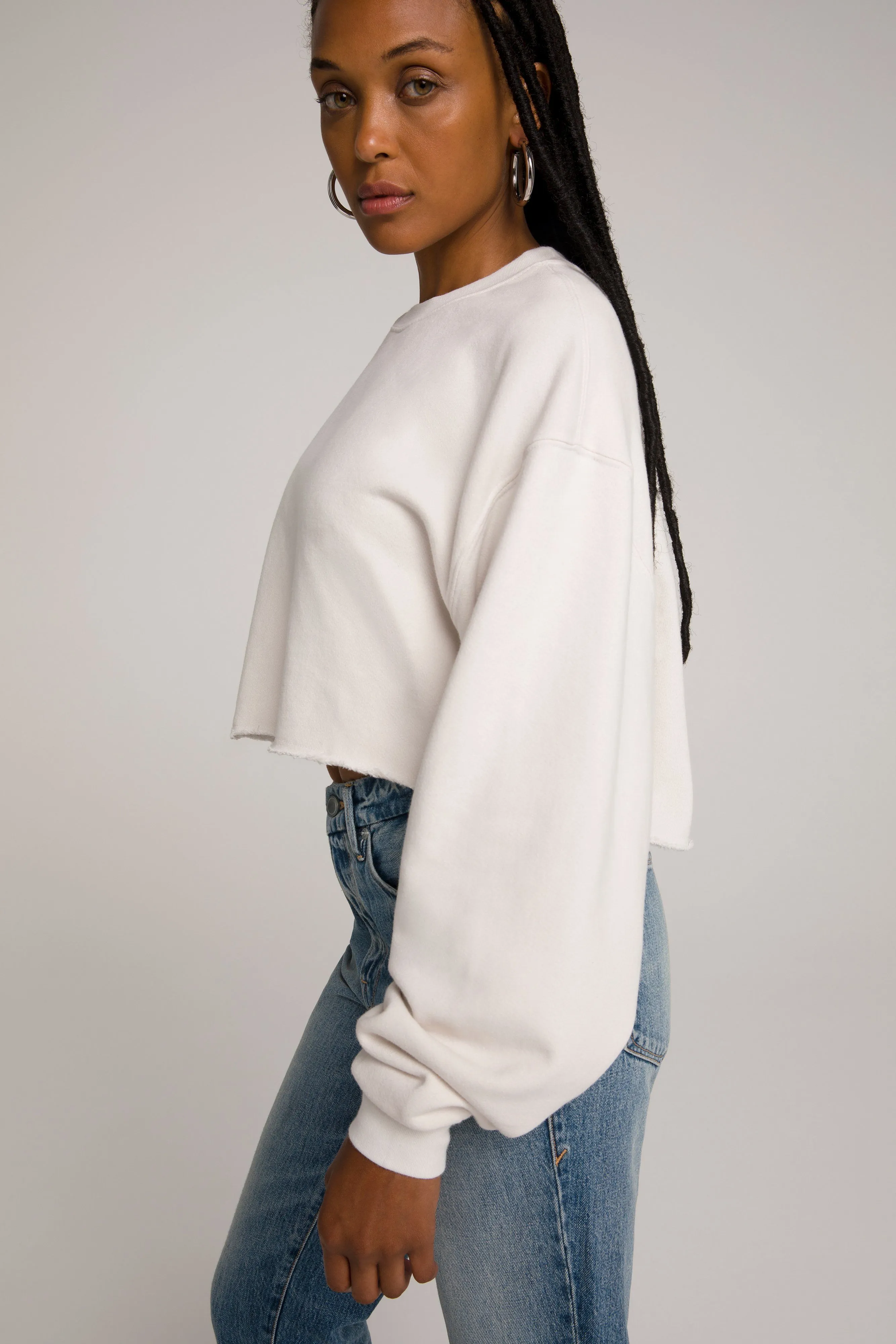 CROPPED & COOL SWEATSHIRT | BONE001