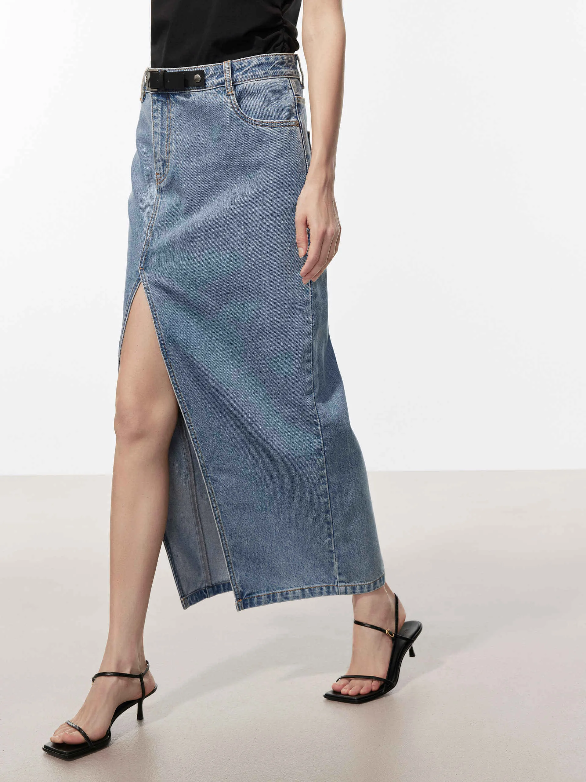 Front Buckle Denim Skirt