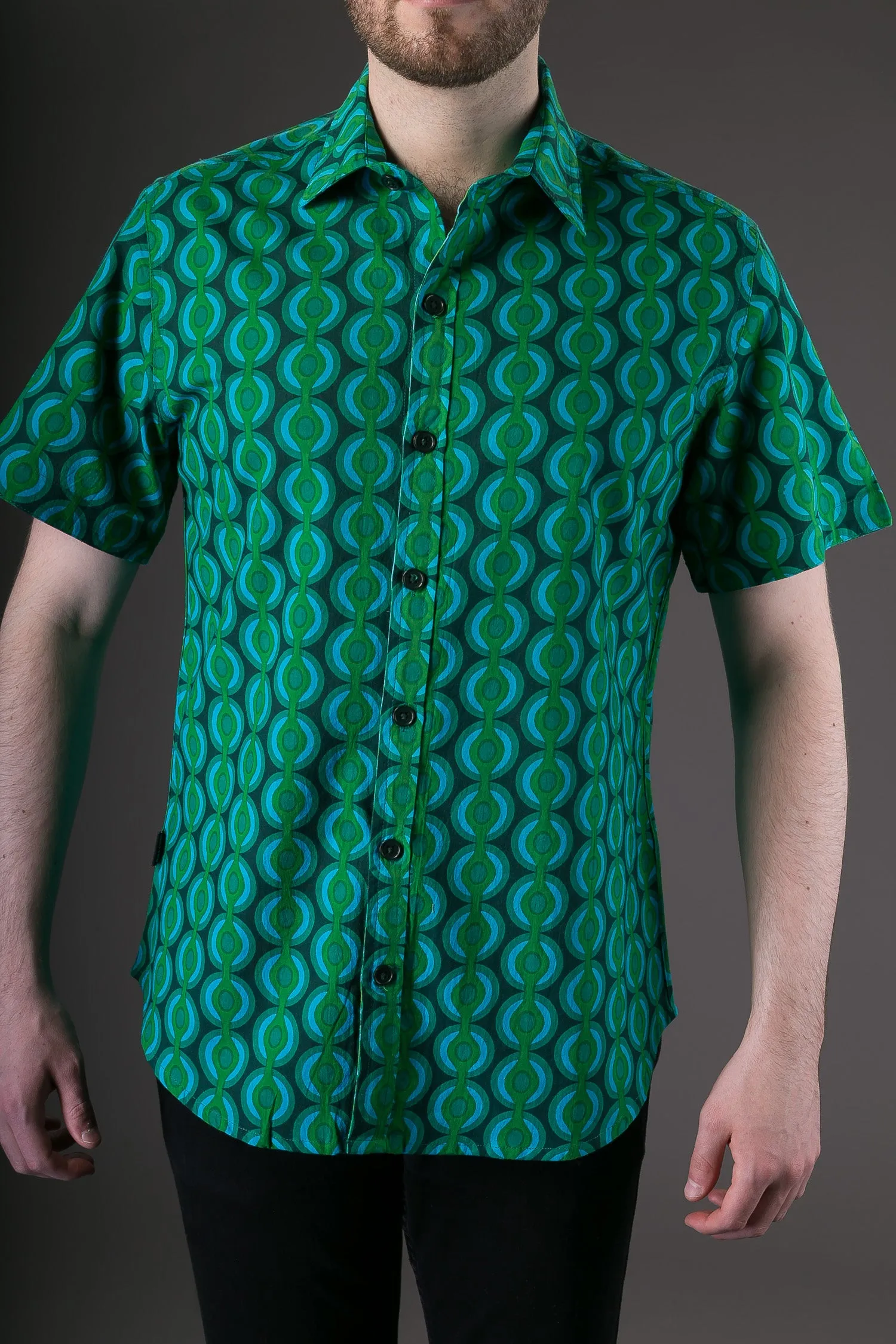 Green Geometric Print Cotton Slim and Regular Fit Mens Shirt Short Sleeve