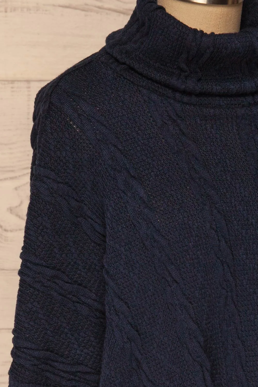 Hellen Navy | Cropped Knit Sweater