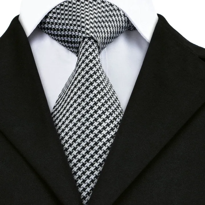 Hi-Tie Classic Houndstooth White Black Plaid Tie Hanky Cufflinks Set