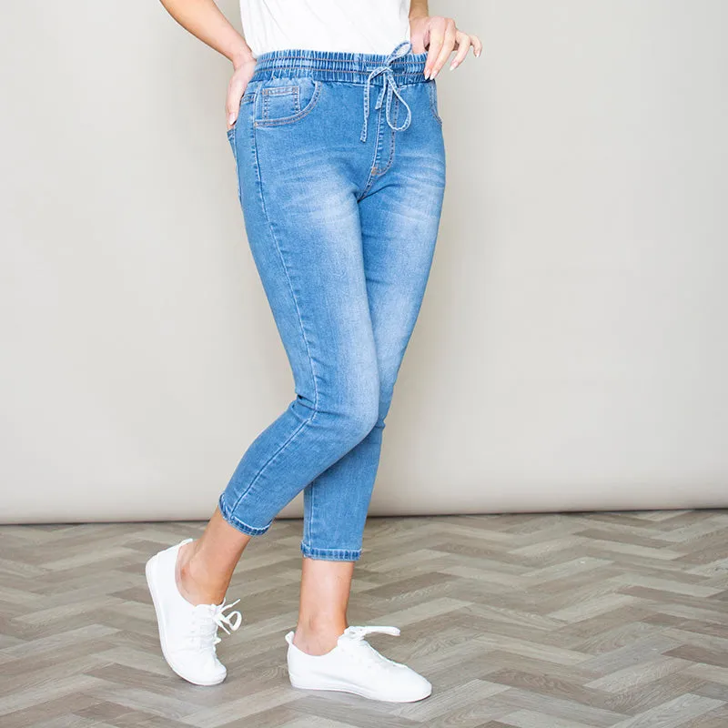 Lena Relaxed Crop Skinny Jean (Light Blue)