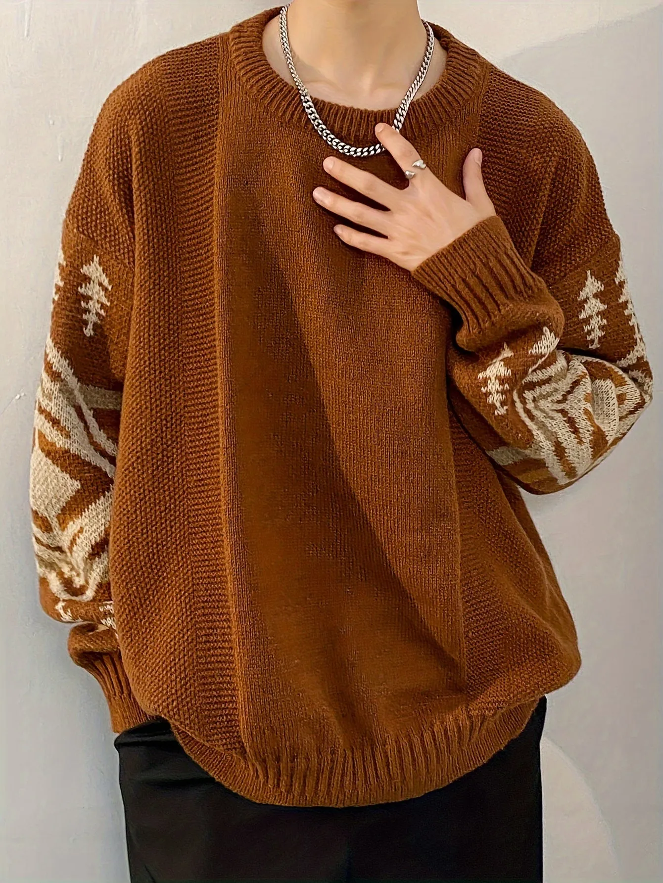 Mens Fashionable Geometric Print Knitted Sweater - Loose Fit, Breathable, and Lightweight for Casual Outdoor Wear - K-pop Inspired Style