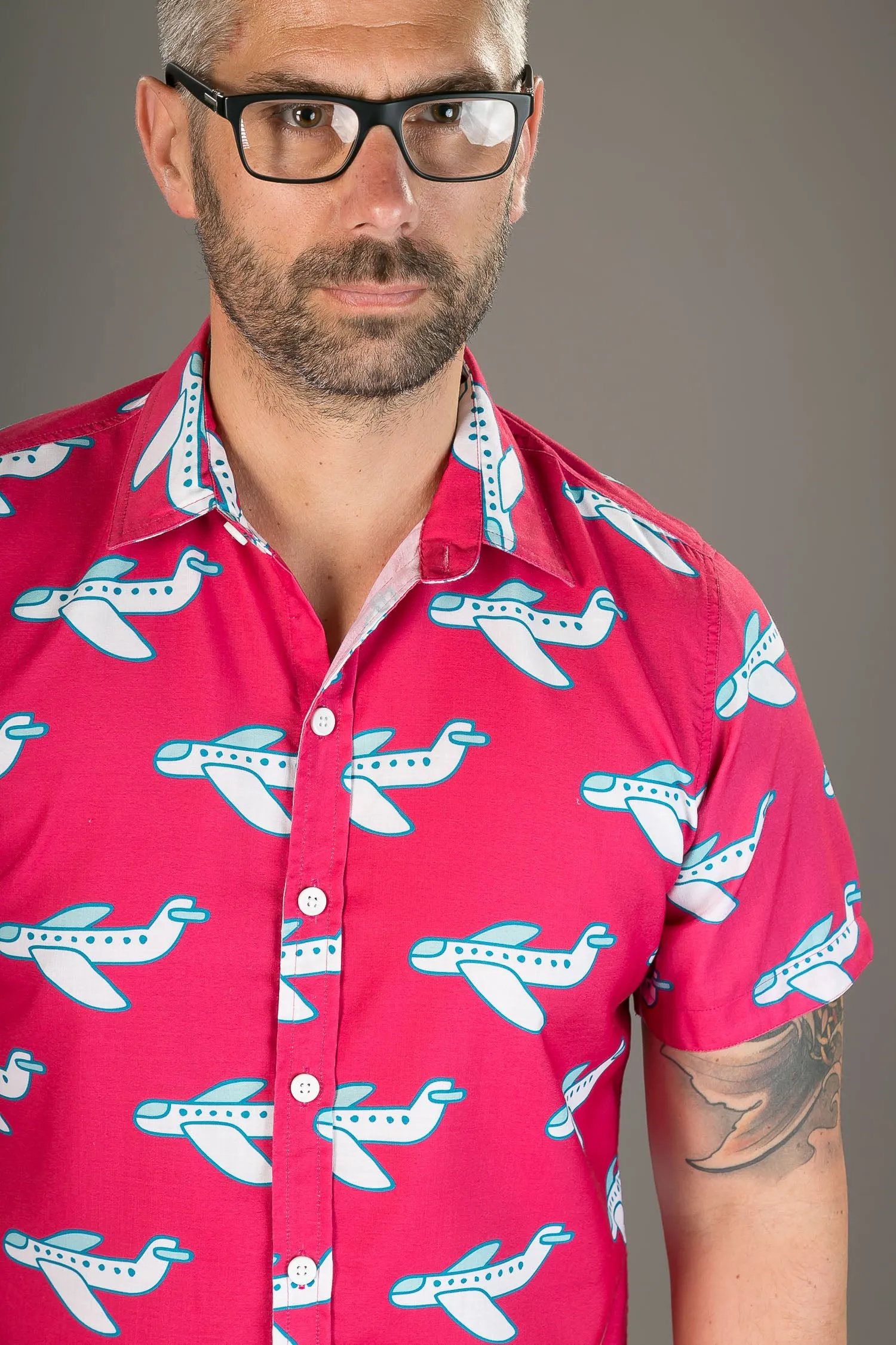 Pink White Aeroplane Print Cotton Slim Fit Mens Shirt Short Sleeve