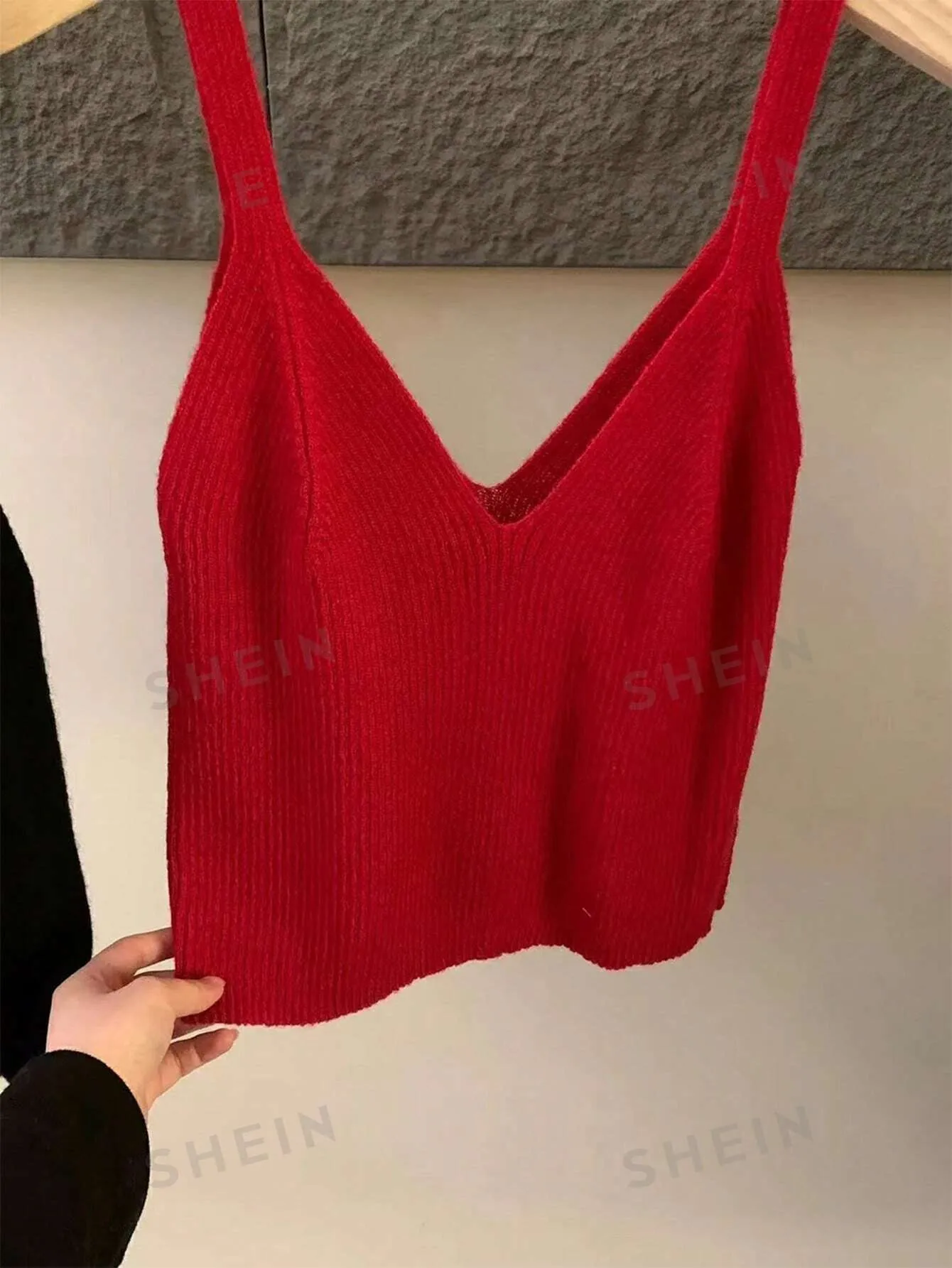 Relaxiva 2024 Fall/Winter New Red V-Neck Sleeveless Crop Sweater Vest For Women (Thick, Same Style As Influencer)