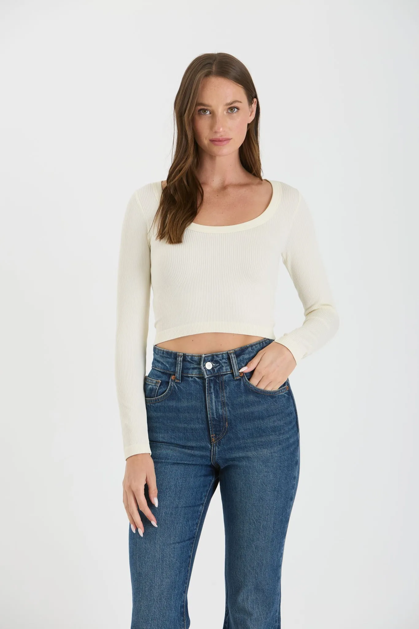 Scoop Neck Sweater Knit Crop Top