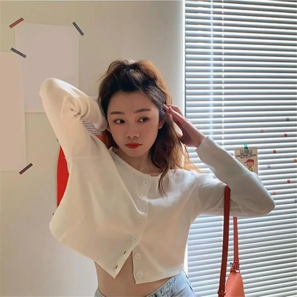 Striking Knitted Crop Top Long Sleeve Sweater