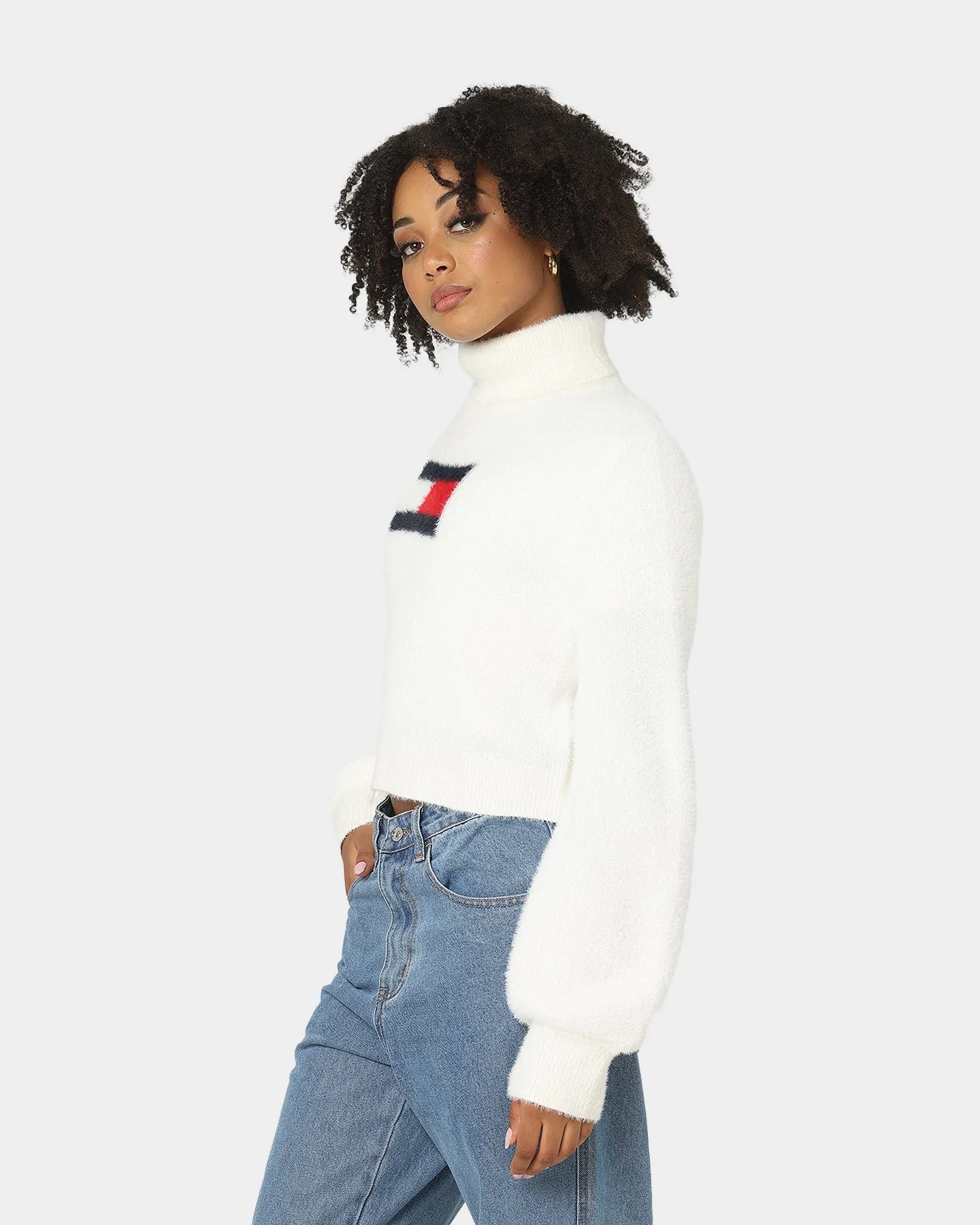 Tommy Jeans Women's TJW Crop Furry Flag Sweater Ecru