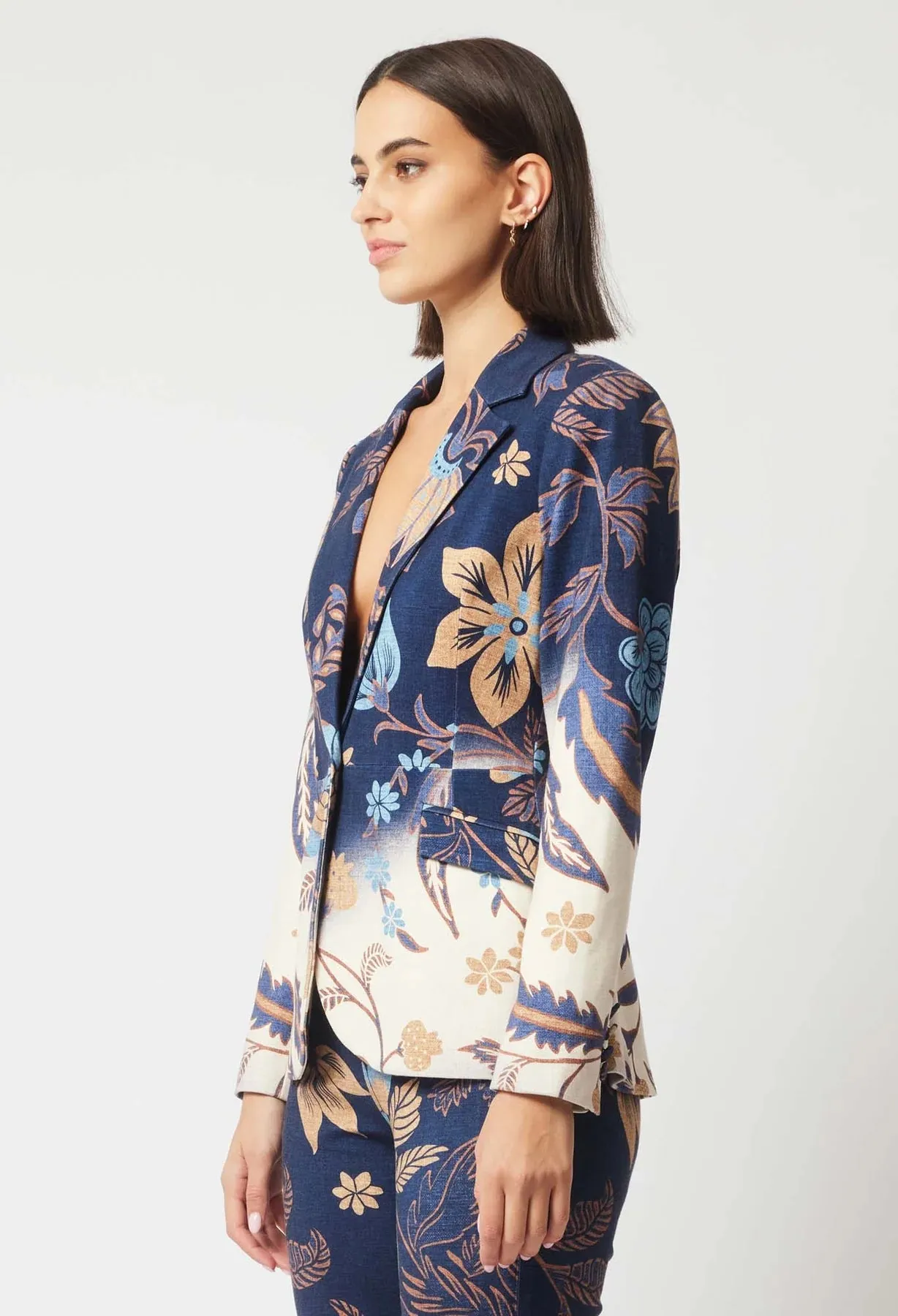 VENUS PONTE BLAZER | Lotus Flower