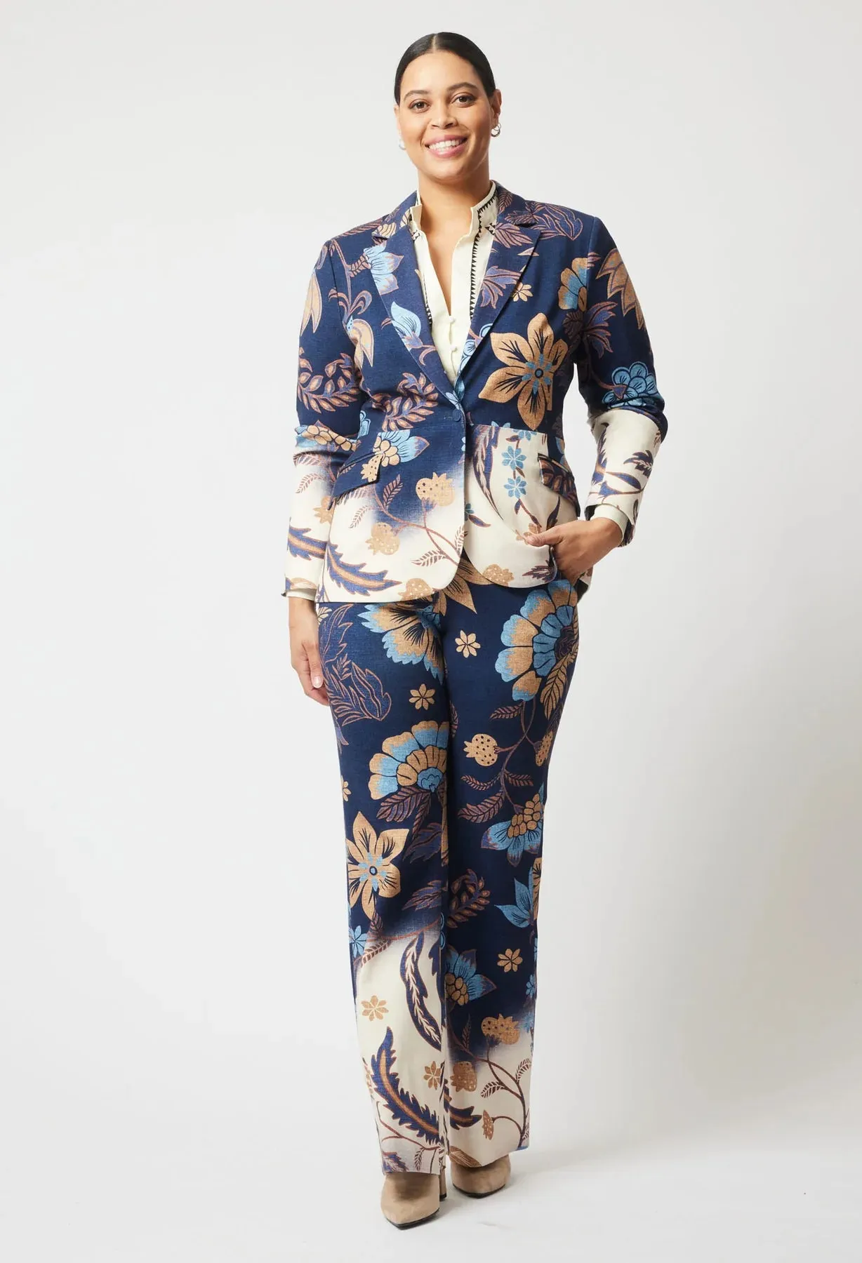 VENUS PONTE BLAZER | Lotus Flower